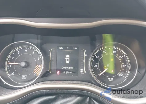 2014 Jeep Cherokee Latitude z USA, uszkodzony, nr VIN 1C4PJMCS8EW125834